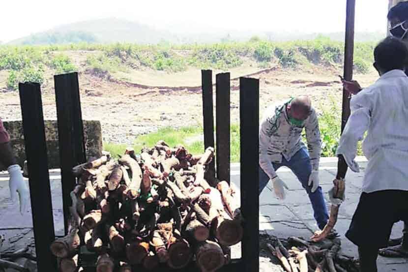 (संग्रहीत प्रतिकात्मक छायाचित्र)
