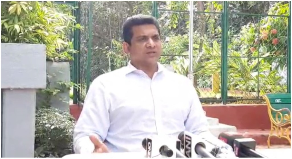 Guardian Minister Aslam Sheikh big statement regarding relaxation of restrictions in Mumbai