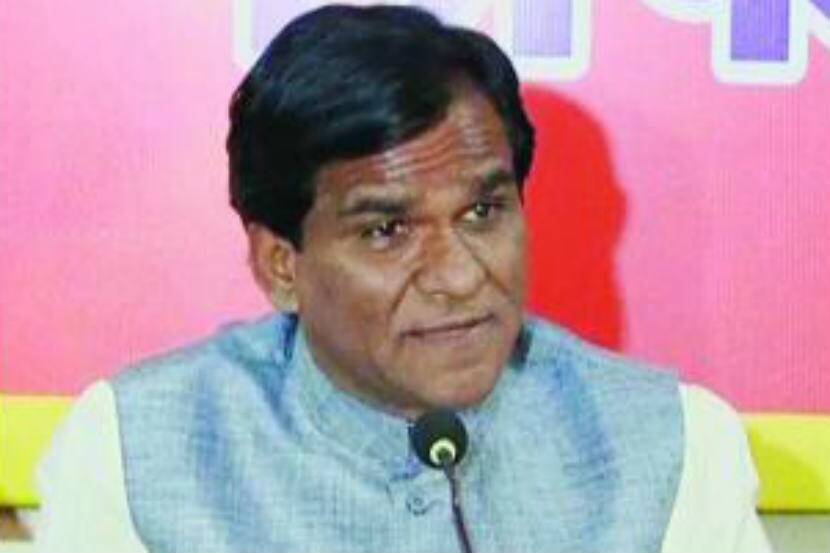 केंद्राने गरिबांसाठी दिलेली साडेसहा हजार टन चना डाळ वाटपाविना