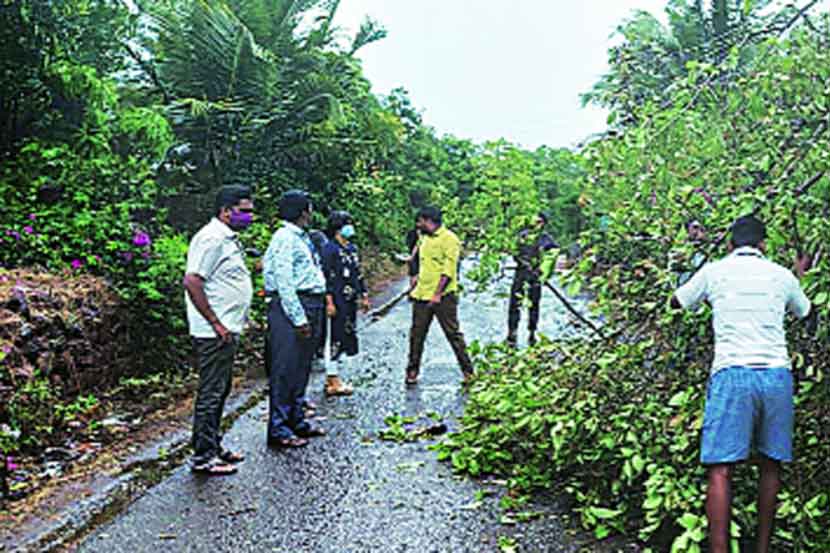 Cyclone Tauktae : चक्रीवादळातील बळींची संख्या १३