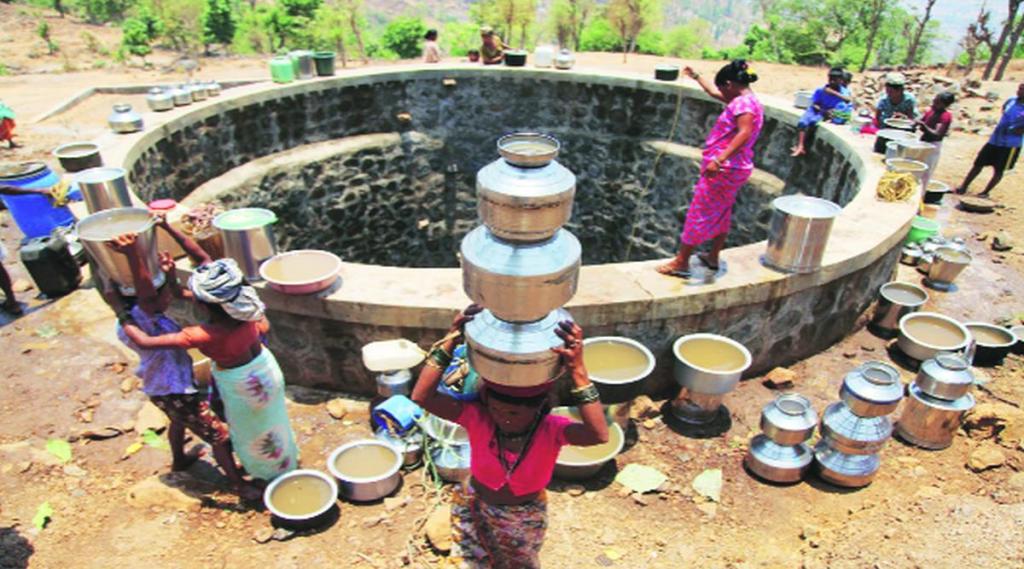पाणी टंचाईत करोनाचे नियम पाळणे अवघड