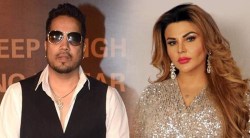 …म्हणून ‘किस’ कॉन्ट्रोव्हर्सीला विसरुन राखीने धरले मिकाचे पाय