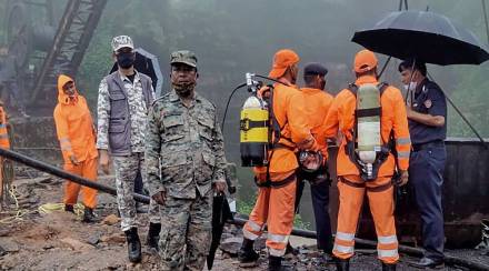 Fear that five workers have been trapped in Meghalaya mine for 11 days asked the Navy for help Fear that five workers have been trapped in Meghalaya mine for 11 days asked the Navy for help