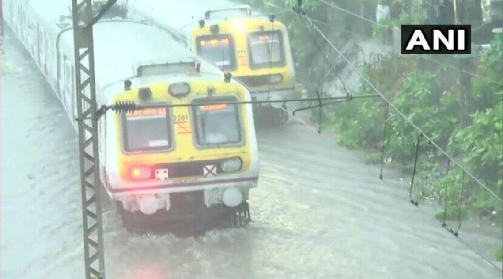 Mumbai rains Live updates, mumbai local Railway service