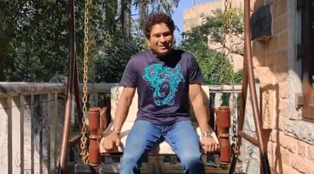Sachin Tendulkar made a special swing to preserve the memories of his father