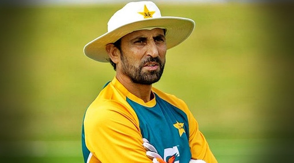 Younis Khan stepped down as Pakistans batting coach