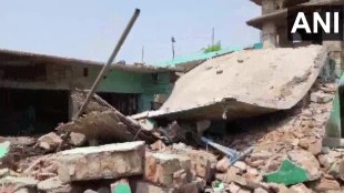 Bihar A part of the building collapsed due to a big explosion in the room next to the madrasa