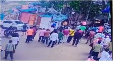 पिंपरी-चिंचवड : शिवीगाळ केल्याच्या रागातून भर रस्त्यात दगडाने ठेचून केला खून! पिंपरी-चिंचवड : शिवीगाळ केल्याच्या रागातून भर रस्त्यात दगडाने ठेचून केला खून!