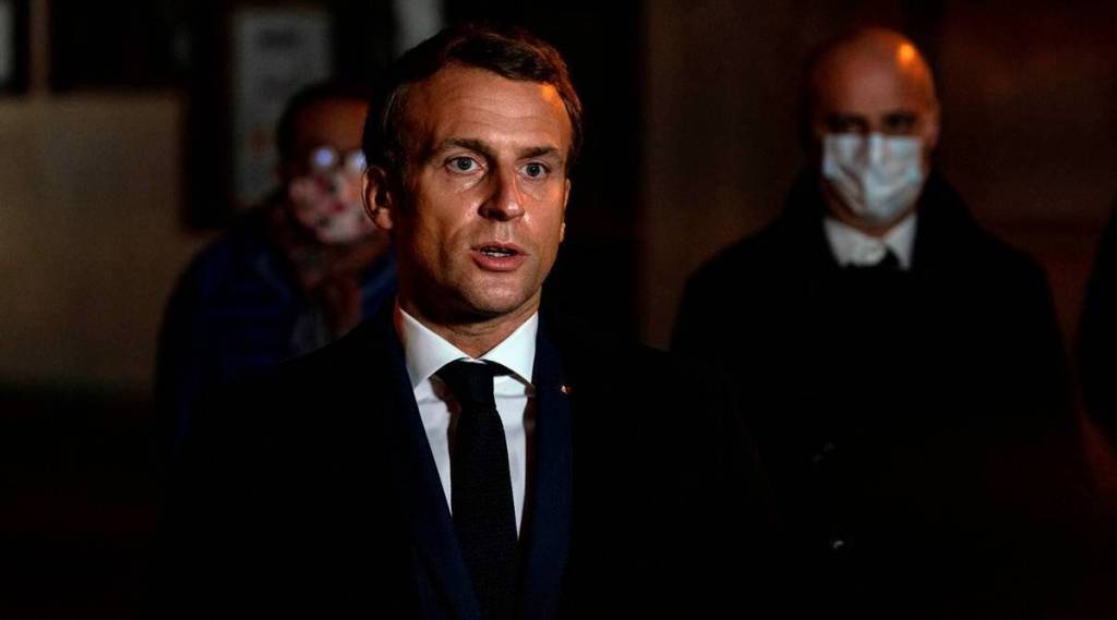 Man slaps French President Emmanuel Macron in the face