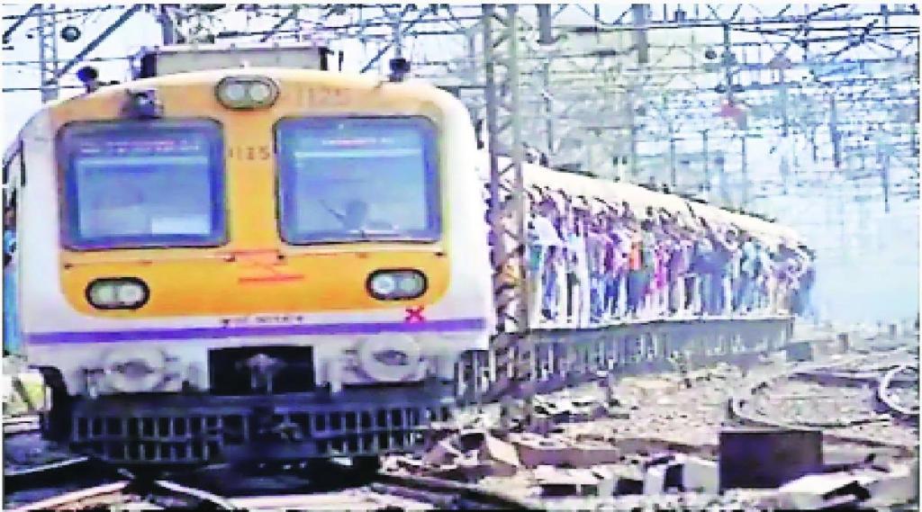 विनातिकीट लोकल प्रवाशांमध्ये वाढ