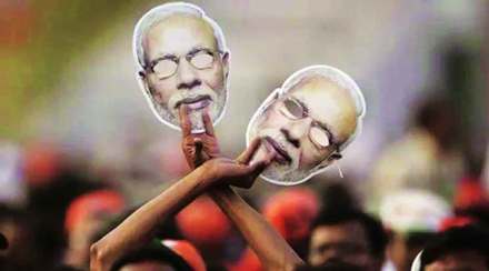पंतप्रधान मोदी लोकांच्या प्रश्नांची उत्तरे देत नसले तरी, गेली सात वर्षे ते सतत लोकांच्या समोर राहिलेले आहेत.