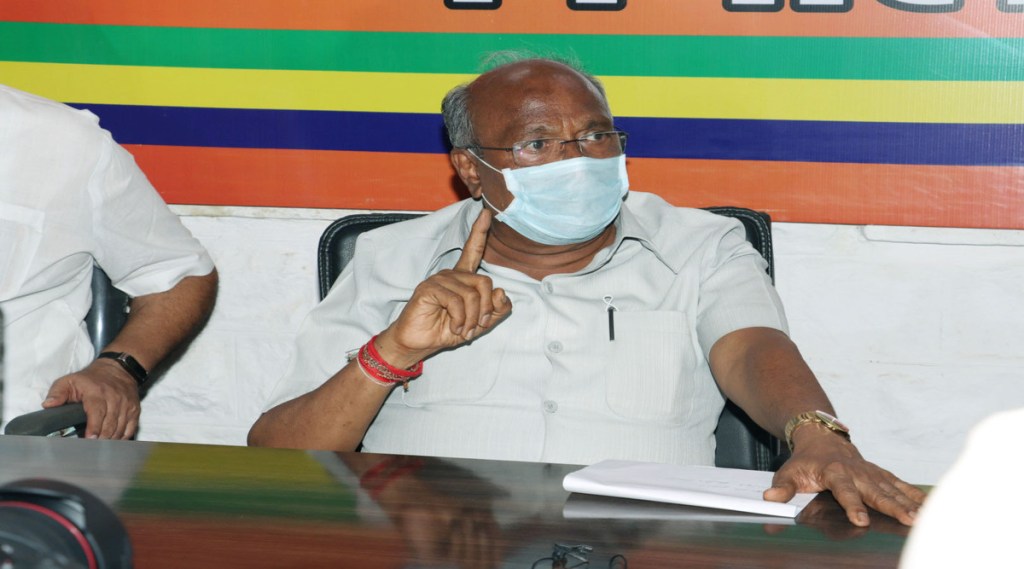 District hospital status of CPR in Kolhapur canceled says prakash awade