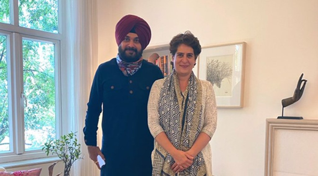 Punjab Congress infighting-Navjyot Singh Sidhu meets Priyanka Gandhi