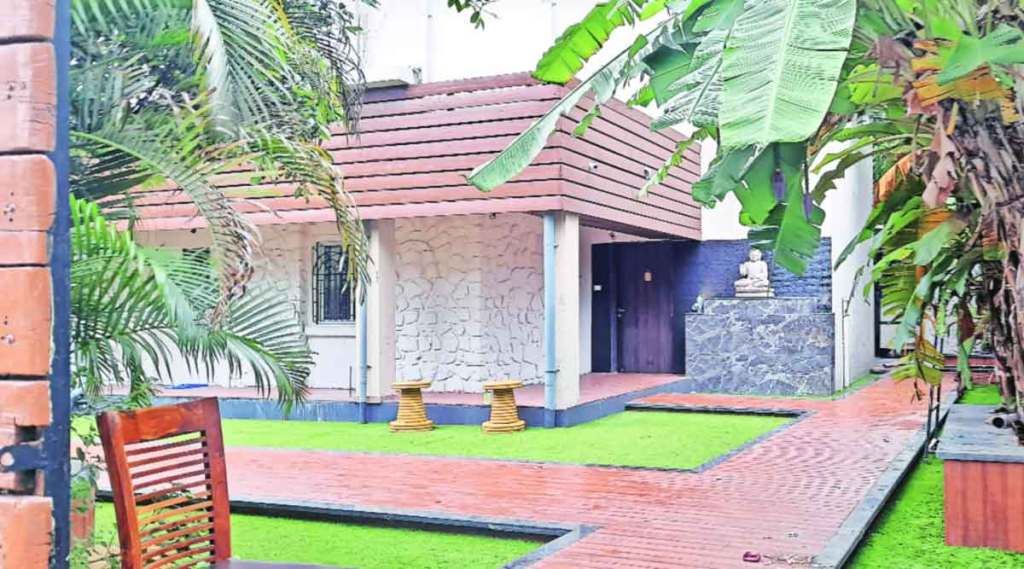 रेव्ह पाटर्य़ाचा प्रवास खासगी बंगल्यांकडे