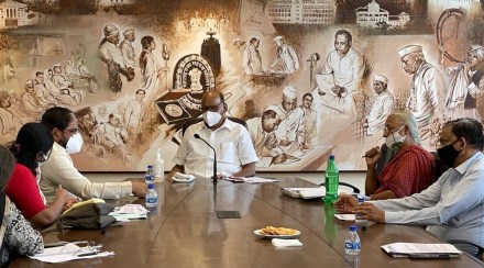 CM refuses visit over new agricultural laws Raju Shetty met Sharad Pawar