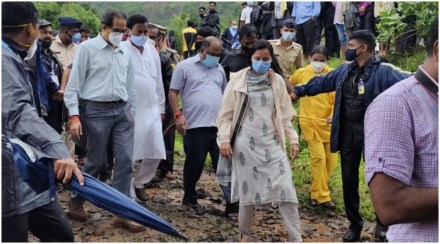 Chief Minister Uddhav Thackeray visits Taliye village