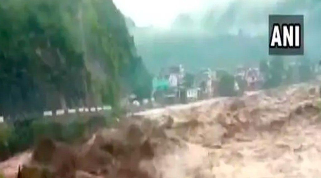 Crisis in Jammu and Kashmir 4 killed 30 missing in Kishtwar