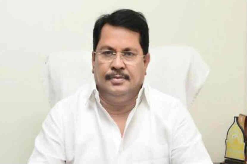 10000 will be credited to flood victims accounts from Friday Information on Vijay Vadettiwar