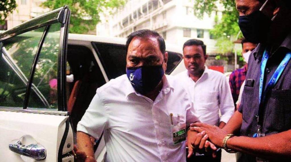 Eknath Khadse abused his position Reprimand in the report of the Zoting Committee