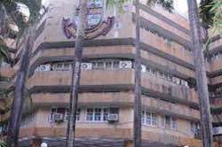 आर्थिक मदतीऐवजी नोकऱ्या