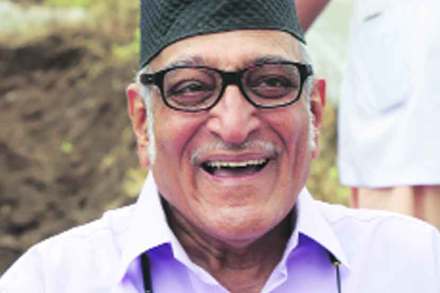 डॉ. मोहन आगाशे यांचे आज अमृतमहोत्सवी वर्षात पदार्पण