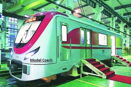 ‘मेट्रो’ डब्यांची जोडणी आणखी रखडणार