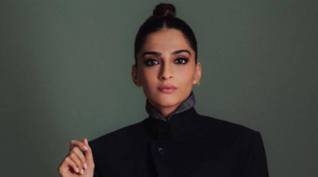 sonam-kapoor-troll