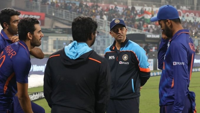 ind vs nz rohit sharma receives trophy and stand in corner