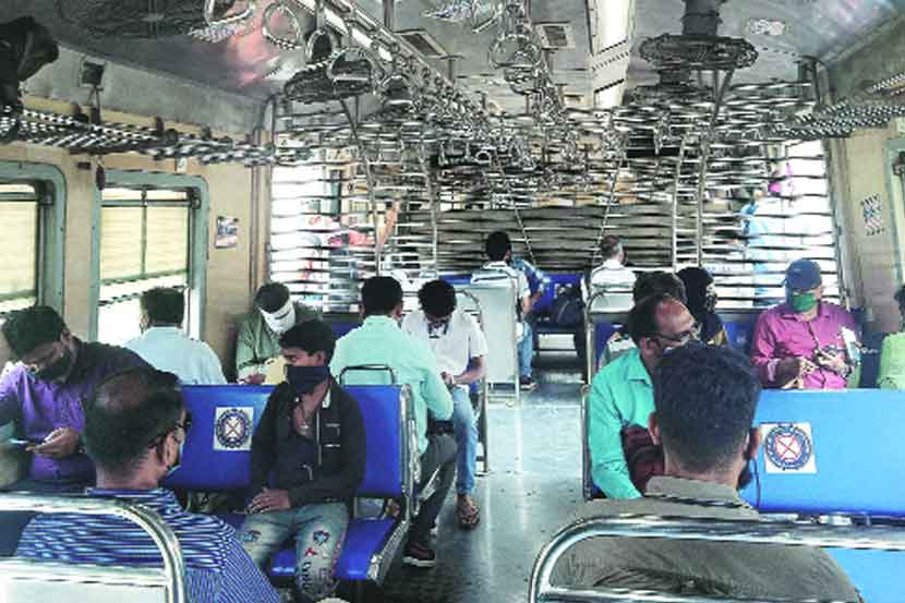 रेल्वेप्रवासाला मज्जाव का?