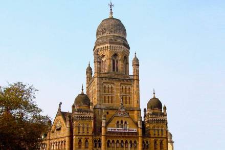पूरग्रस्तांना मदतकार्य करून परतलेल्या पालिका कर्मचाऱ्यांसाठी आरोग्य तपासणी