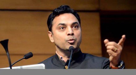 Chief Economic Advisor K V Subramanian says Indian Banks are lions locally and lambs globally gst 97