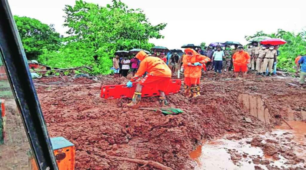 पूरग्रस्तांसाठी ११,५०० कोटी