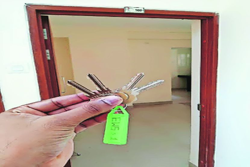 सात हजार घरांचा दिवाळीपर्यंत ताबा