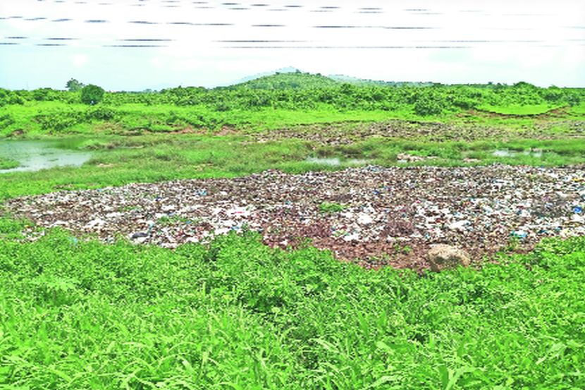 हातनदी पात्राची कचराभूमी
