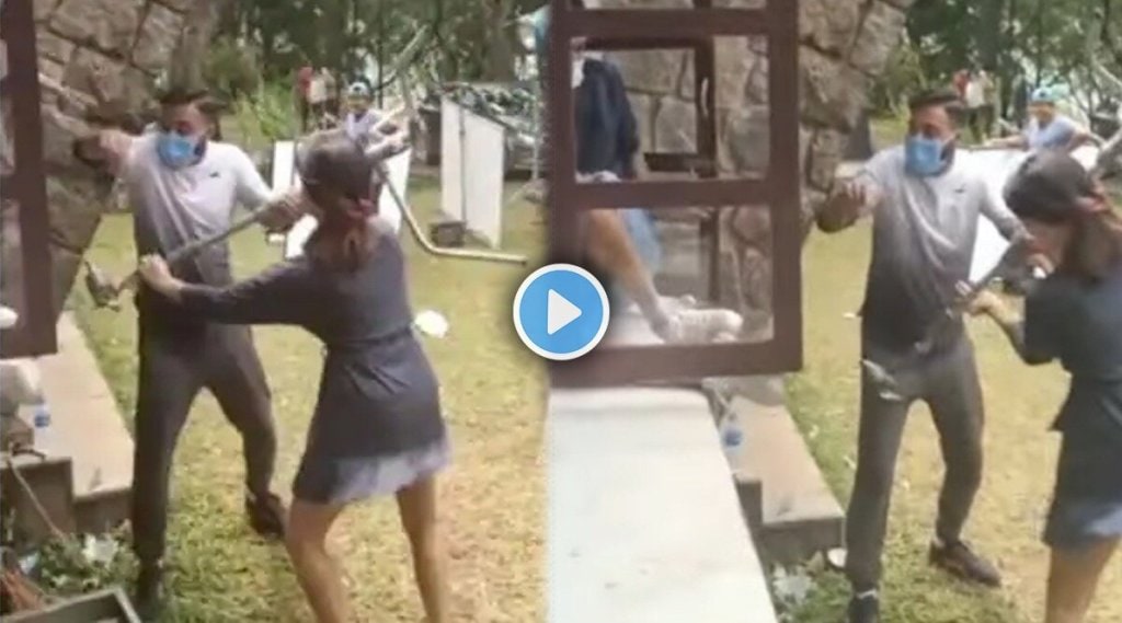 sunny-leone-behind-scene-fight-video-from-tamil-film