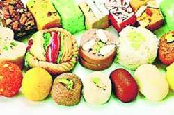 महागाईमुळे उत्सवातील ‘गोडवा’ कमी
