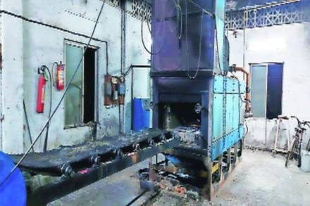 दाहिनीतील गॅस संपल्याने तीन दिवसांनंतर अंत्यविधी