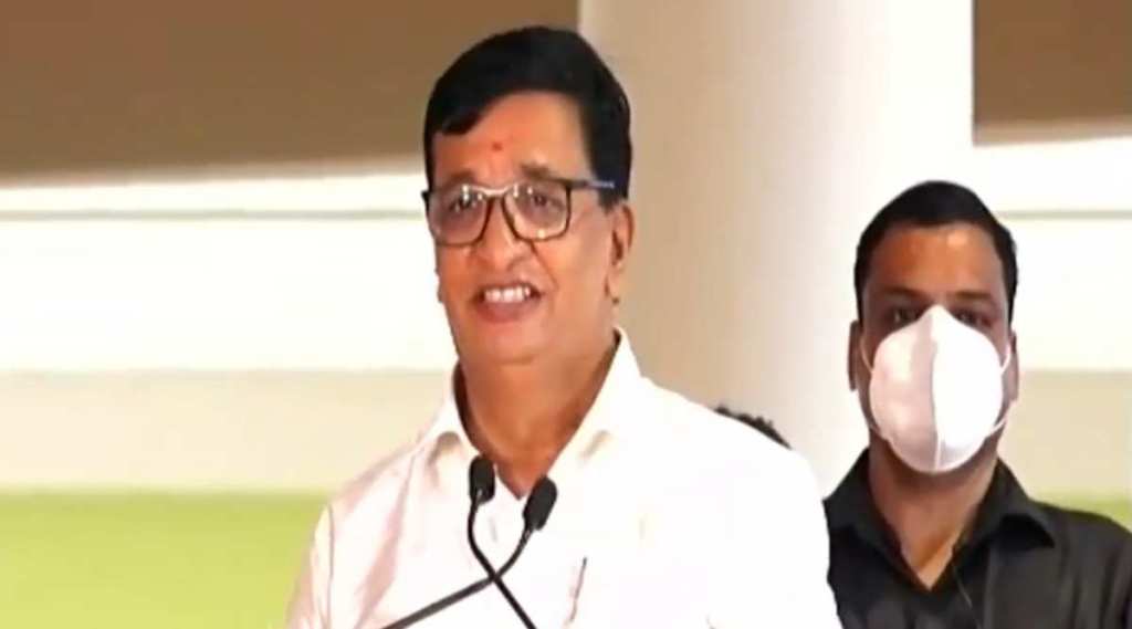 चिपी विमानतळ होण्यात कुणाचं योगदान? बाळासाहेब थोरातांकडून माधवराव शिंदेंपासून ‘या’ नेत्यांचा उल्लेख