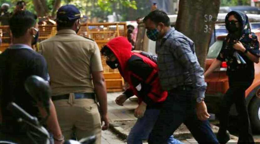 सॅम आणि गोसावी यांच्यामध्ये दोन मिटिंग झाल्या. त्यांनी सॅमला फोन करून २५ कोटींची डील करण्यास सांगितलं. माझ्या माहितीनुसार तो शाहरुख खानच्या मॅनेजरसोबत बोलत होता. त्यानंतर एका ठिकाणी पूजा ददलानी, सॅम आणि किरण गोसावी यांची १५ मिनिटं भेट झाली : प्रभाकर साईल