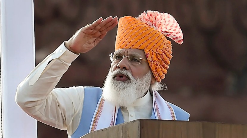 PM Narendra Modi declares his assets Know his bank balance other property details and gold information