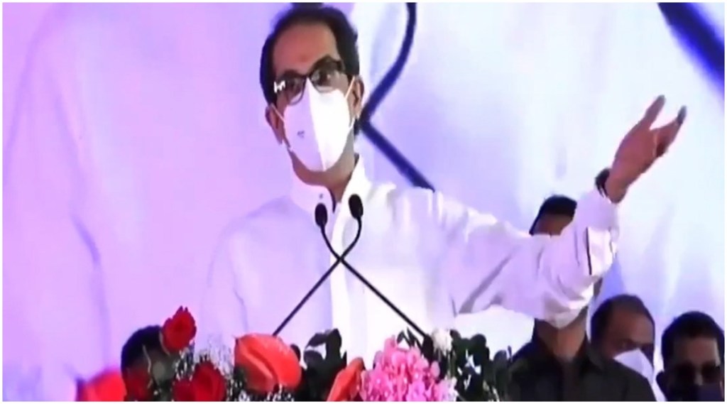 सिंधुदुर्ग छत्रपती शिवाजी महाराजांनी बांधला, कोणी म्हणेल मीच बांधला – उद्धव ठाकरेंचा राणेंवर पलटवार