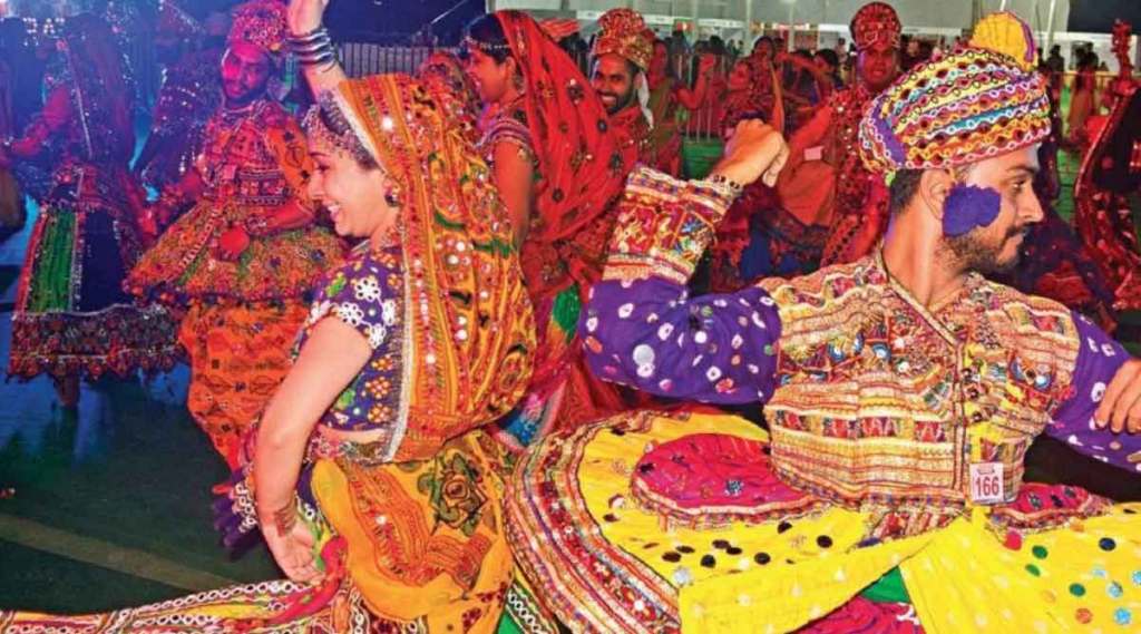मुंबई वगळता राज्यात गरब्याला परवानगी