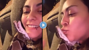 girl kiss sanke