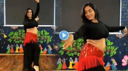 भारीच! Manike Mage Hithe गाण्यावर महिलेचा बेली डान्स होतोय VIRAL; पाहताच म्हणाल शकिराही फेल!