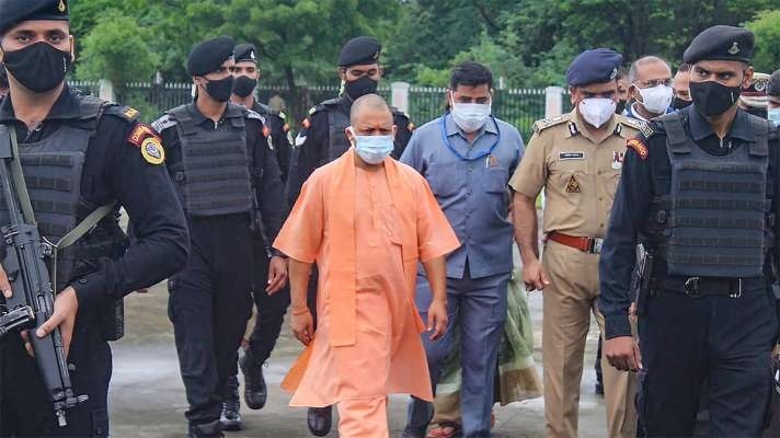 yogi adityanath janta darbar 