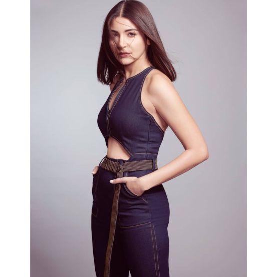 Anushka Sharma Bold Look Virat Kohli Comment