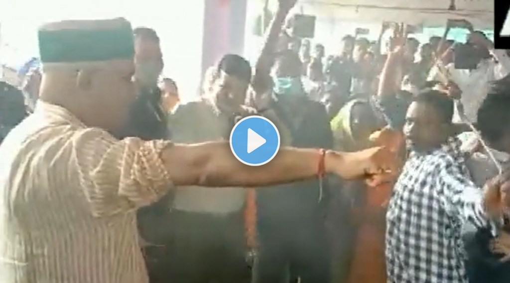 Video : अशी कशी प्रथा? मुख्यमंत्र्यांनाच चाबकाचे फटके! जाणून घ्या नेमका काय आहे प्रकार!