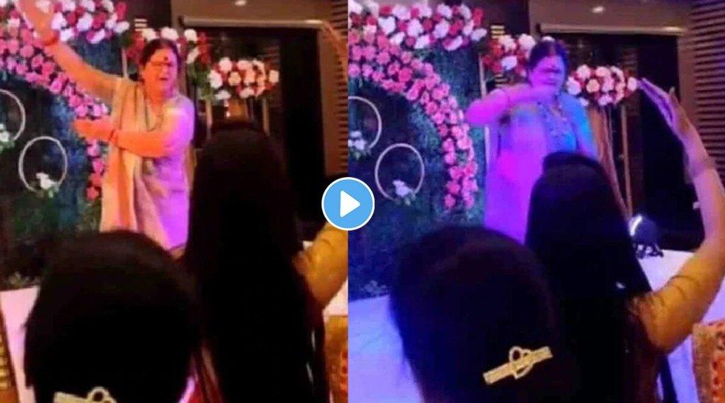Dadi-dance-to-bhojpuri-song-lollipop-lagelu