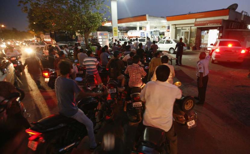 petrol diesel prices bihar raxaul border area with nepal