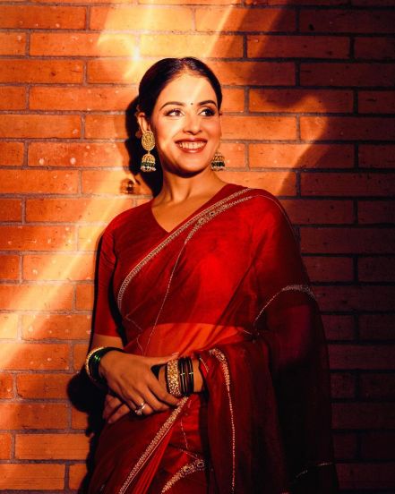 Genelia Deshmukh Saree Look Photos
